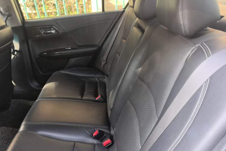 Used Honda Accord 2014 2.4L EXN Luxury Navigation Edition Left Rear Seat