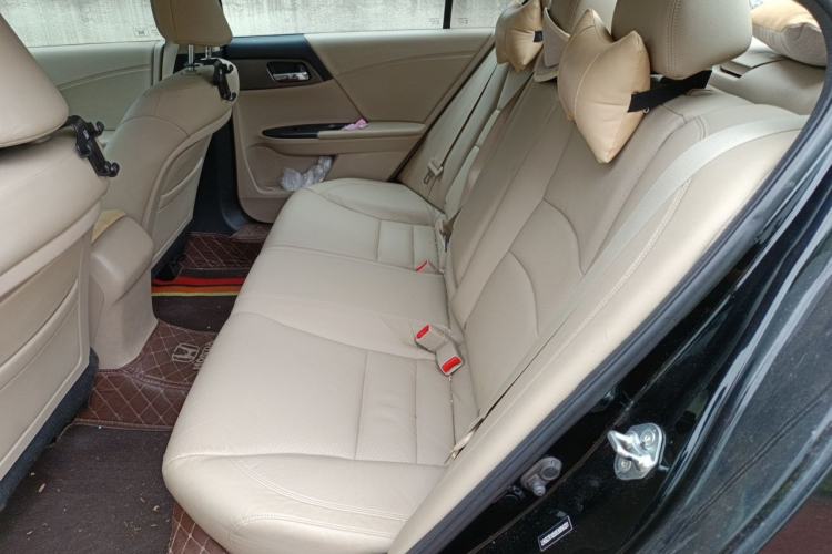 Used Honda Accord 2014 2.0L EX Luxury Edition Left Rear Seat
