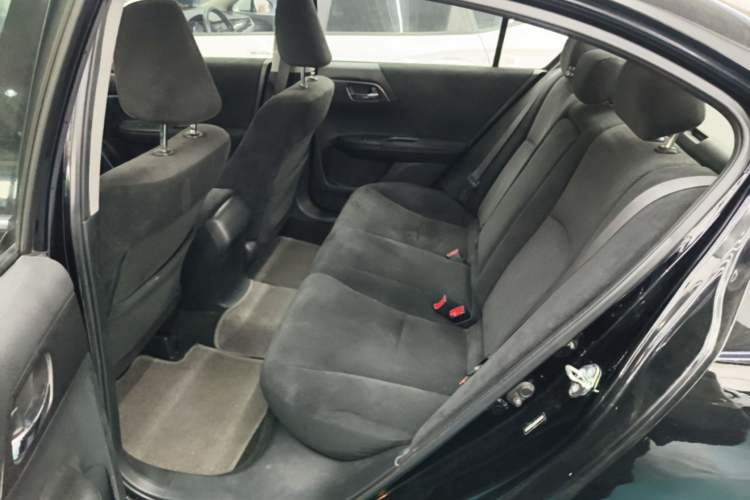 Used Honda Accord 2014 2.0L LX Comfort Edition Left Rear Seat
