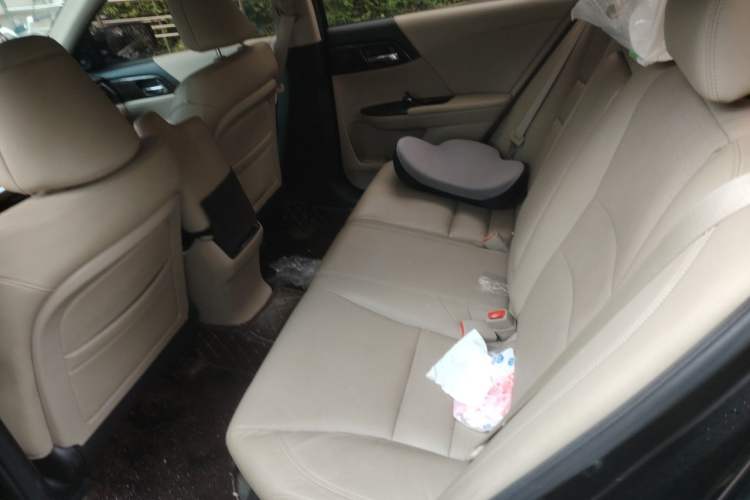 Used Honda Accord 2014 2.4L EX Luxury Edition Left Rear Seat