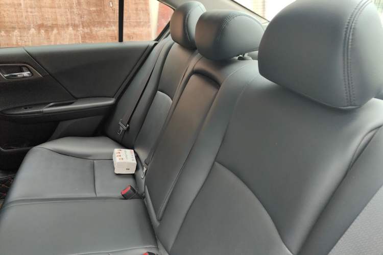 Used Honda Accord 2014 2.0L LX Comfort Edition Left Rear Seat