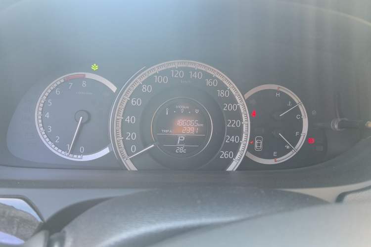 Used Honda Accord 2014 2.4L EXN Luxury Navigation Edition Odometer Close Up
