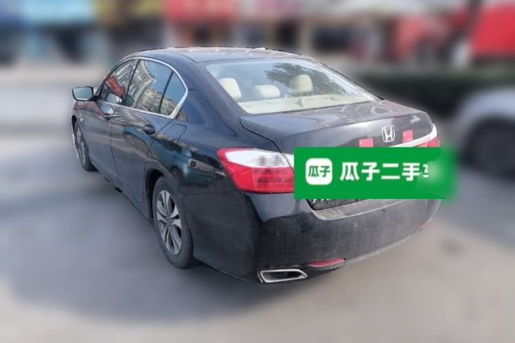 Used Honda Accord 2014 2.0L EXN Luxury Navigation Edition Rear Left 45 Deg