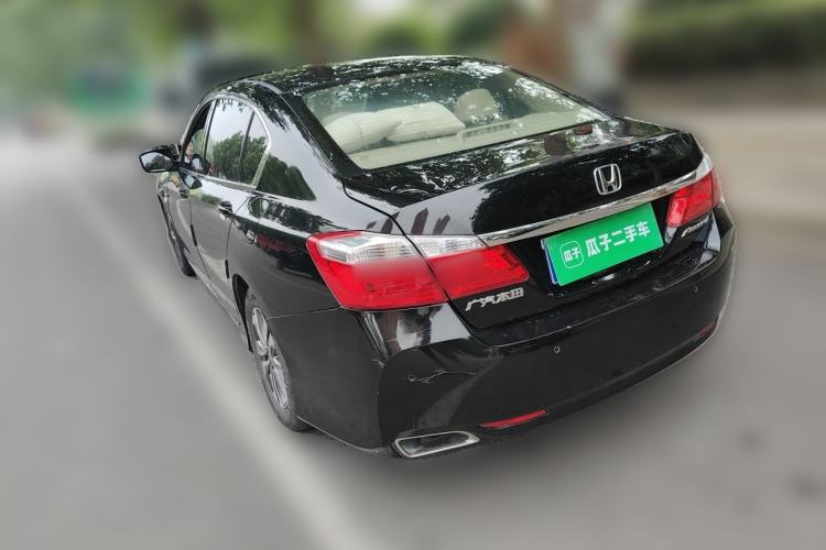 Used Honda Accord 2014 2.0L EX Luxury Edition Rear Left 45 Deg