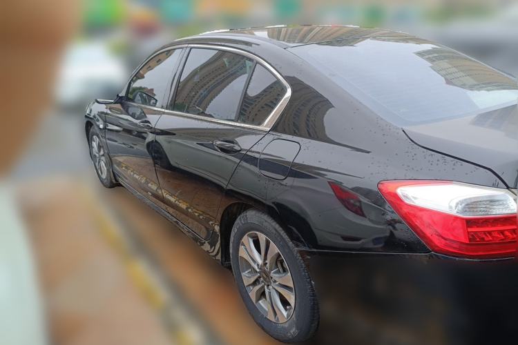 Used Honda Accord 2014 2.0L LX Comfort Edition Rear Left 45 Deg