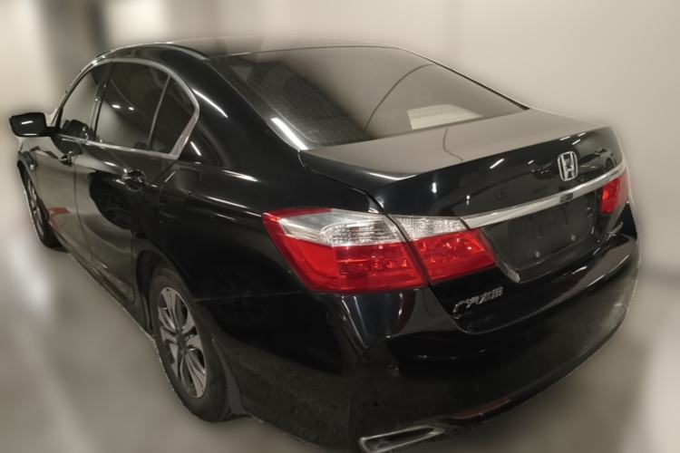 Used Honda Accord 2014 2.0L LX Comfort Edition Rear Left 45 Deg