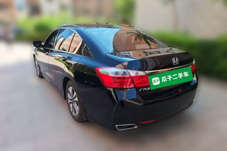 Used Honda Accord 2014 2.0L EX Luxury Edition Rear Left 45 Deg