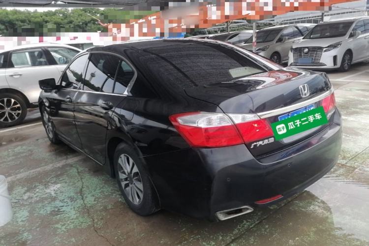 Used Honda Accord 2014 2.0L EX Luxury Edition Rear Left 45 Deg