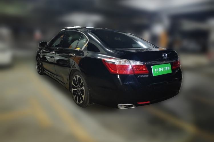 Used Honda Accord 2014 3.0L EXLN Flagship Edition Rear Left 45 Deg