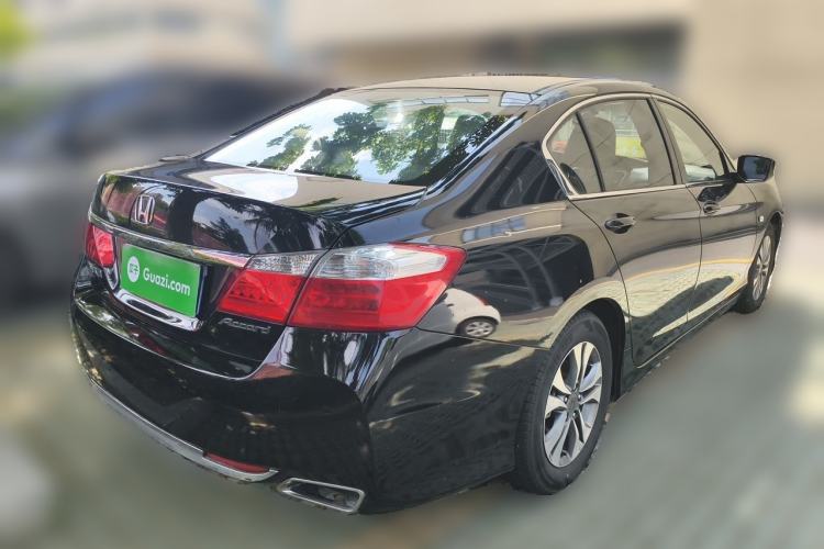 Used Honda Accord 2014 2.0L LX Comfort Edition Rear Right 45 Deg