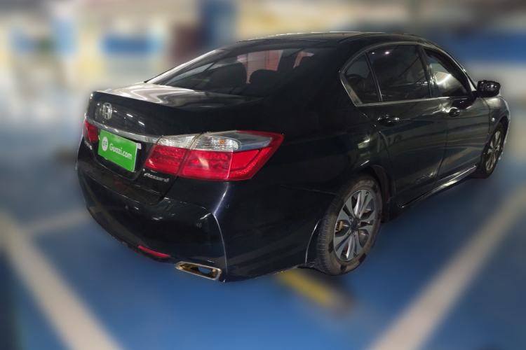 Used Honda Accord 2014 2.0L LX Comfort Edition Rear Right 45 Deg