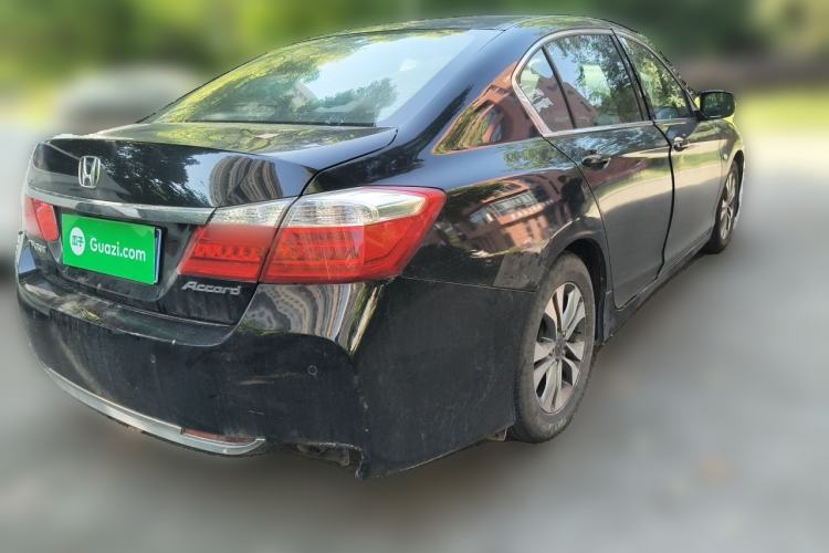 Used Honda Accord 2014 2.0L EXN Luxury Navigation Edition Rear Right 45 Deg