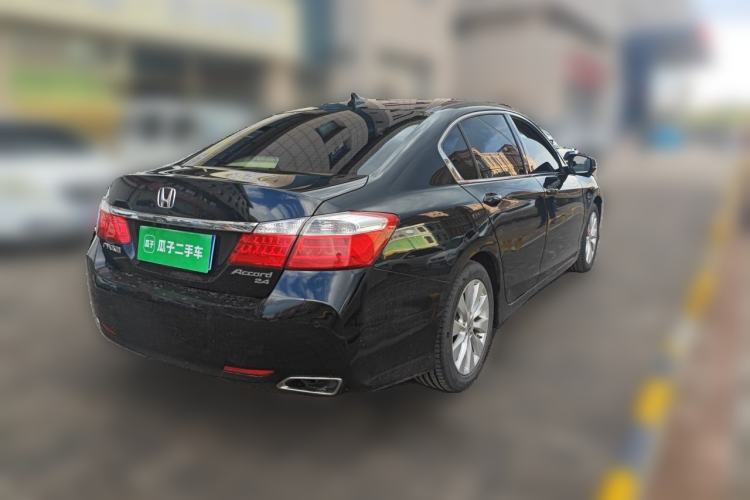 Used Honda Accord 2014 2.4L EX Luxury Edition Rear Right 45 Deg
