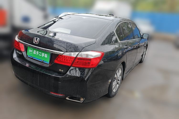 Used Honda Accord 2014 2.0L LX Comfort Edition Rear Right 45 Deg