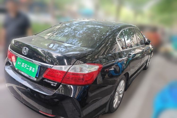 Used Honda Accord 2014 2.4L EX Luxury Edition Rear Right 45 Deg