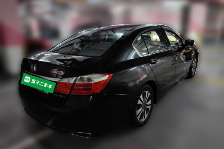 Used Honda Accord 2014 2.0L EX Luxury Edition Rear Right 45 Deg