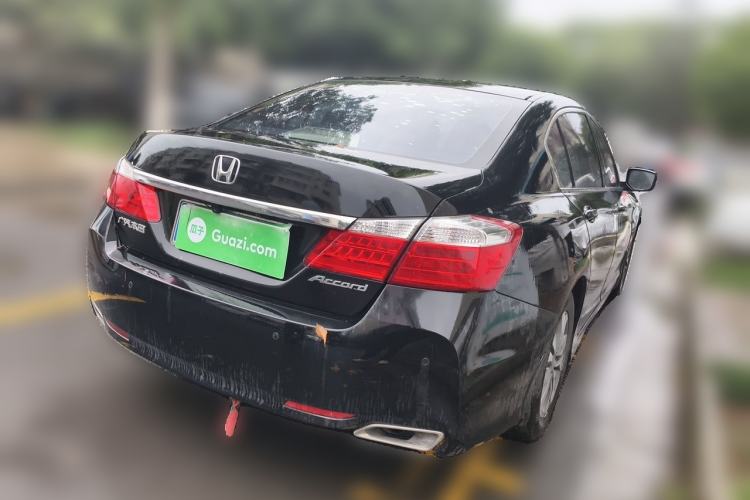 Used Honda Accord 2014 2.0L LX Comfort Edition Rear Right 45 Deg