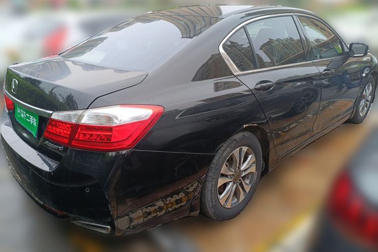 Used Honda Accord 2014 2.0L LX Comfort Edition Rear Right 45 Deg