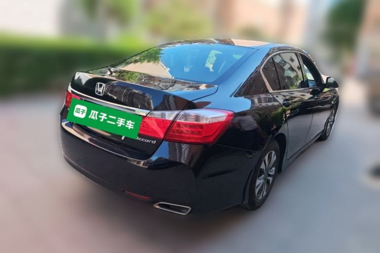 Used Honda Accord 2014 2.0L EX Luxury Edition Rear Right 45 Deg