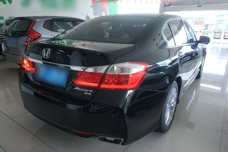 Used Honda Accord 2014 2.4L EX Luxury Edition Rear Right 45 Deg