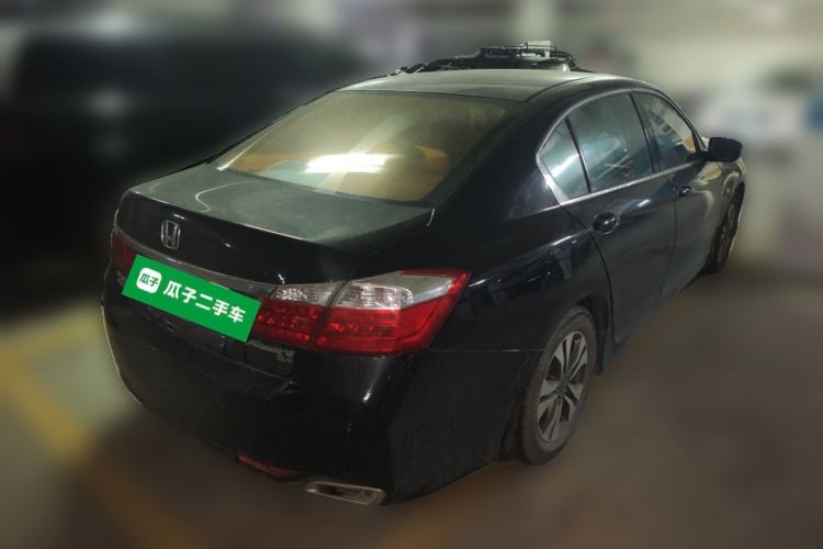 Used Honda Accord 2014 2.0L LX Comfort Edition Rear Right 45 Deg