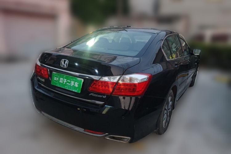 Used Honda Accord 2014 2.0L EX Luxury Edition Rear Right 45 Deg