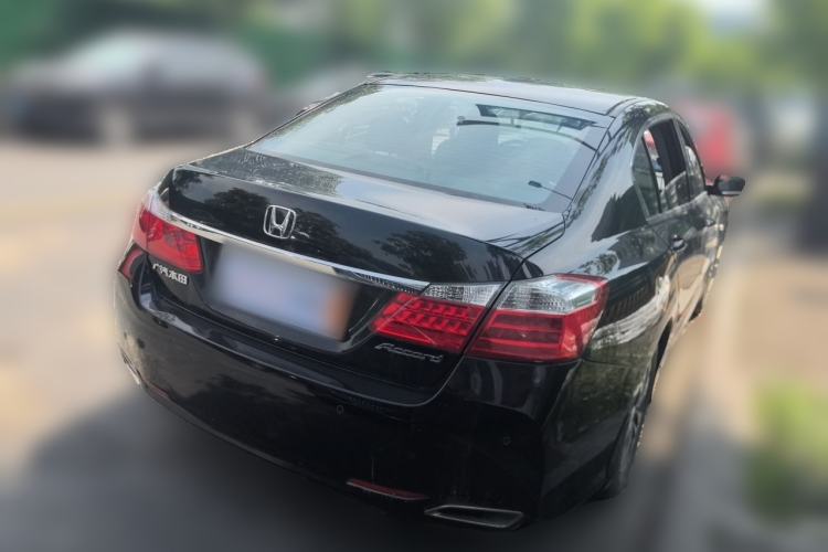 Used Honda Accord 2014 2.0L EX Luxury Edition Rear Right 45 Deg