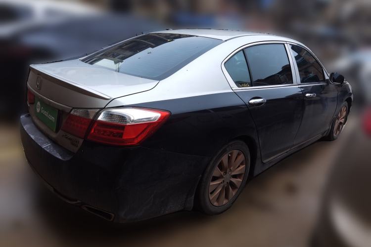 Used Honda Accord 2014 2.4L EX Luxury Edition Rear Right 45 Deg