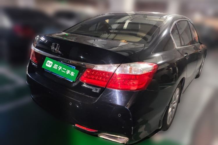 Used Honda Accord 2014 2.4L EX Luxury Edition Rear Right 45 Deg