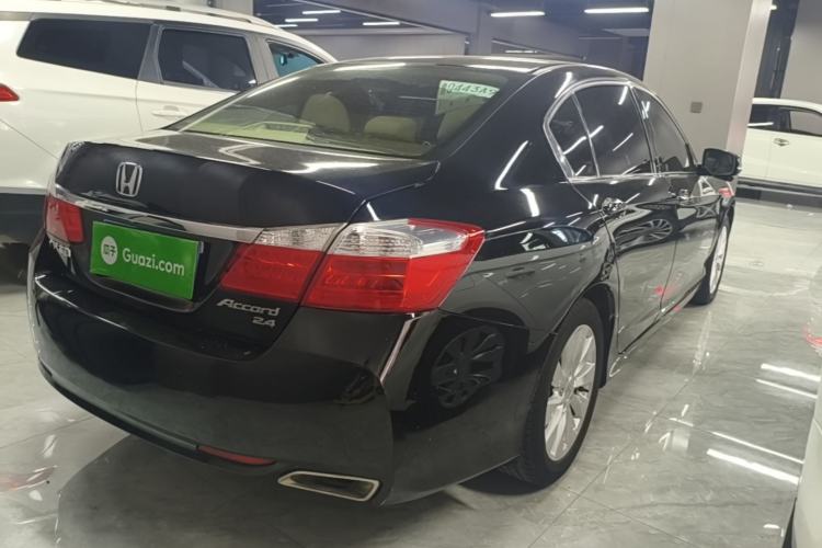 Used Honda Accord 2014 2.4L EX Luxury Edition Rear Right 45 Deg