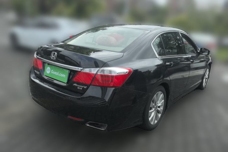 Used Honda Accord 2014 2.4L LX Comfort Edition Rear Right 45 Deg