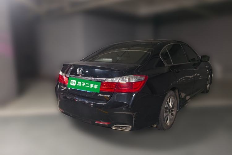 Used Honda Accord 2014 2.0L LX Comfort Edition Rear Right 45 Deg
