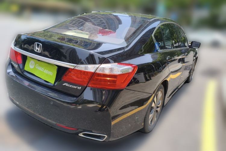 Used Honda Accord 2014 2.0L EX Luxury Edition Rear Right 45 Deg