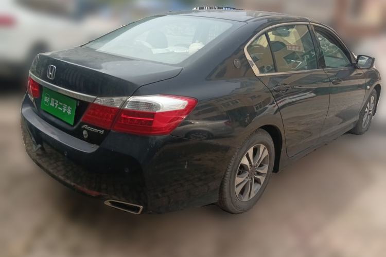 Used Honda Accord 2014 2.0L EX Luxury Edition Rear Right 45 Deg