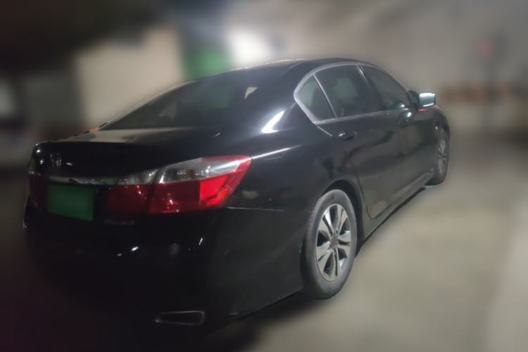 Used Honda Accord 2014 2.0L EX Luxury Edition Rear Right 45 Deg
