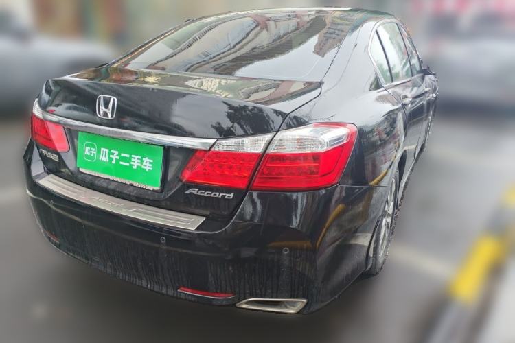 Used Honda Accord 2014 2.0L EX Luxury Edition Rear Right 45 Deg