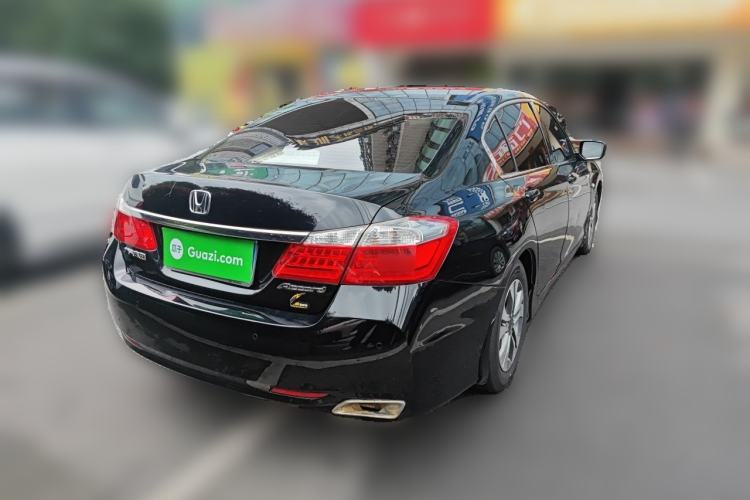 Used Honda Accord 2014 2.0L LX Comfort Edition Rear Right 45 Deg