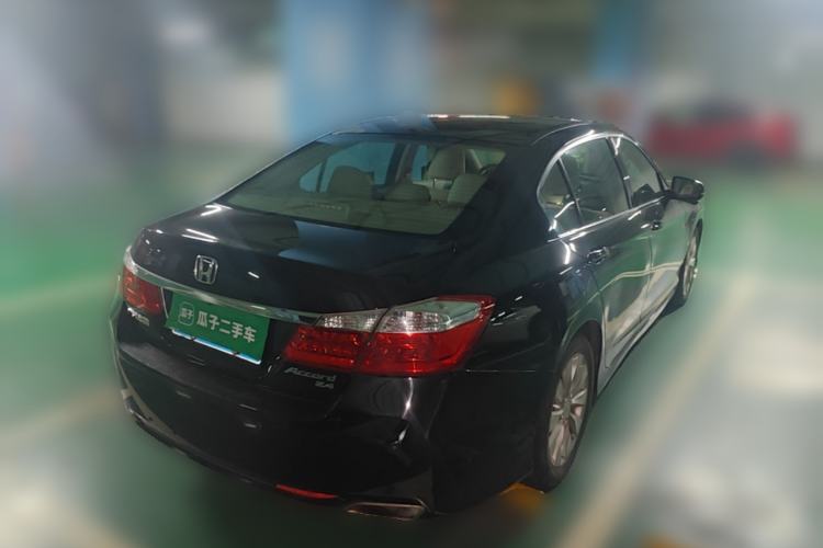 Used Honda Accord 2014 2.4L EX Luxury Edition Rear Right 45 Deg