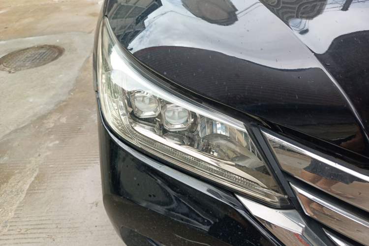 Used Honda Accord 2014 2.4L EXN Luxury Navigation Edition Right Front Headlight