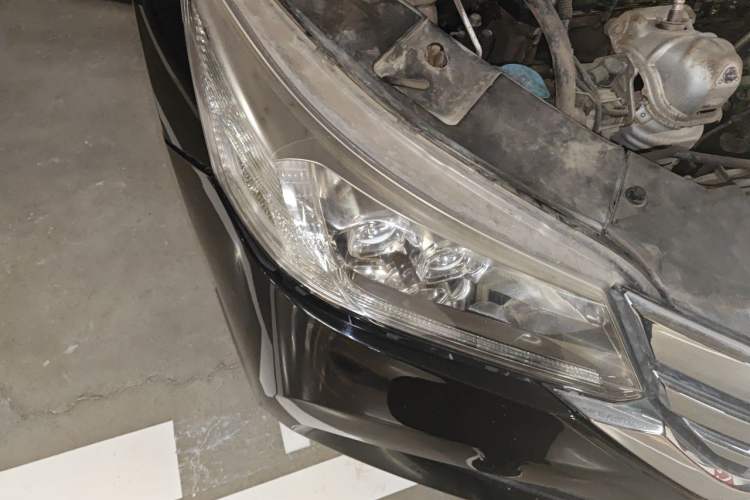 Used Honda Accord 2014 2.4L EX Luxury Edition Right Front Headlight