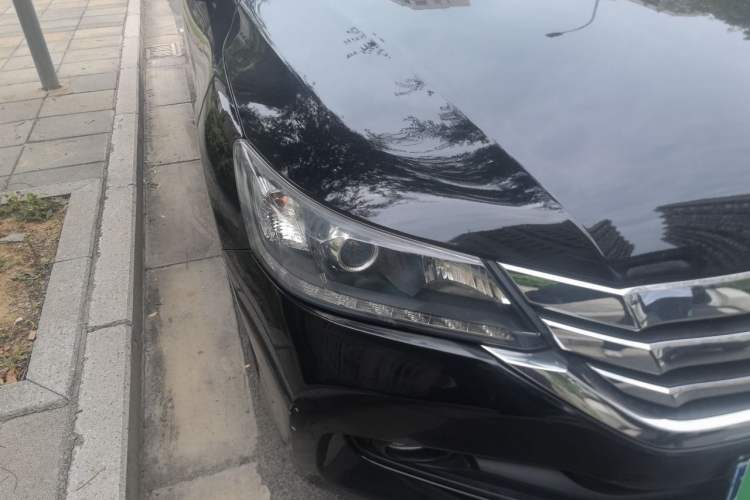 Used Honda Accord 2014 2.0L EX Luxury Edition Right Front Headlight