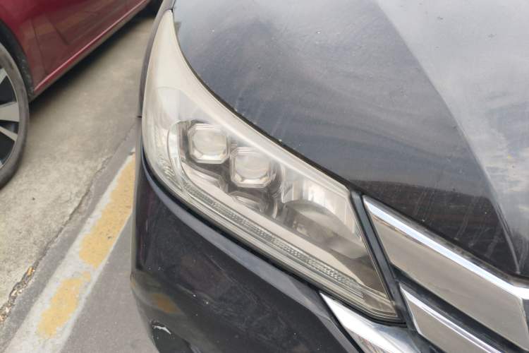 Used Honda Accord 2014 2.4L EX Luxury Edition Right Front Headlight