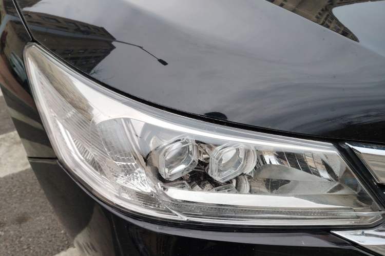 Used Honda Accord 2014 2.4L EX Luxury Edition Right Front Headlight