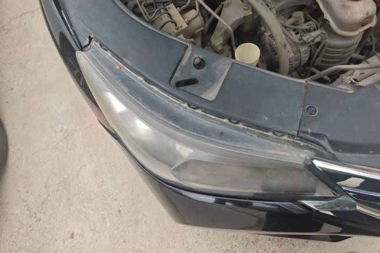 Used Honda Accord 2014 2.0L LX Comfort Edition Right Front Headlight