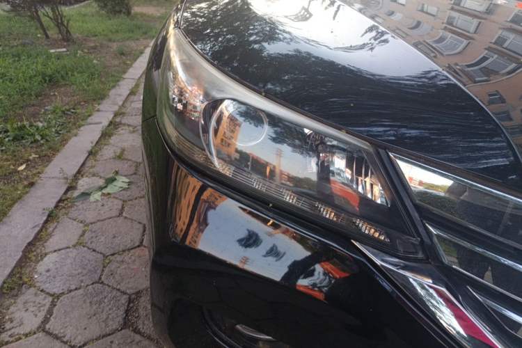 Used Honda Accord 2014 2.0L LX Comfort Edition Right Front Headlight