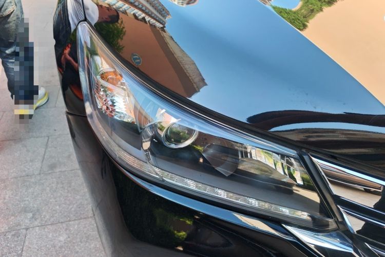 Used Honda Accord 2014 2.0L EX Luxury Edition Right Front Headlight