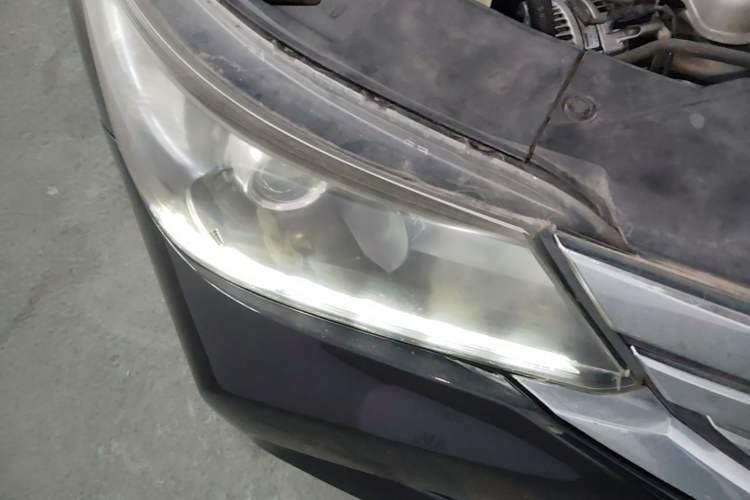 Used Honda Accord 2014 2.0L EX Luxury Edition Right Front Headlight