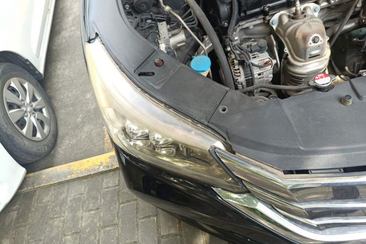Used Honda Accord 2014 2.4L EX Luxury Edition Right Front Headlight