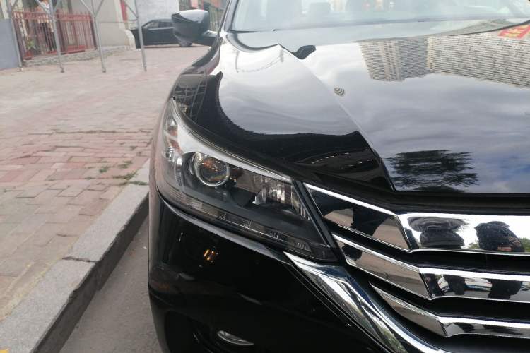 Used Honda Accord 2014 2.0L EX Luxury Edition Right Front Headlight