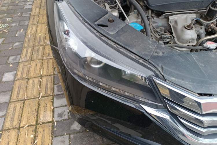 Used Honda Accord 2014 2.0L EX Luxury Edition Right Front Headlight